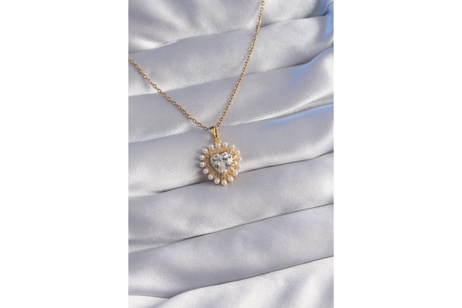 Shoecide 316l Çelik Zincir Gold Renk İncili Zirkon Taşlı Kalp Tasarımlı Kolye