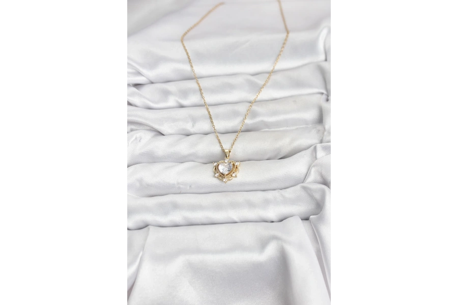 Shoecide 316l Çelik Zincir Gold Renk Kalp Model Zirkon Taşlı Kadın Kolye