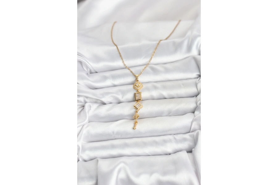 Shoecide 316l Çelik Zincir Gold Renk Kutup Yıldızı Enerji Model Kadın Y Kolye