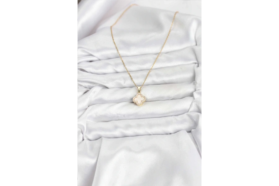 Shoecide 316l Çelik Zincir Gold Renk Sedefli Yonca Kadın Kolye