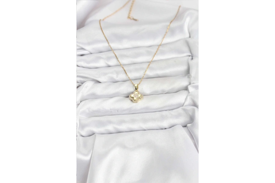 Shoecide 316l Çelik Zincir Gold Renk Zirkon Taşlı Yonca Model Kadın Kolye