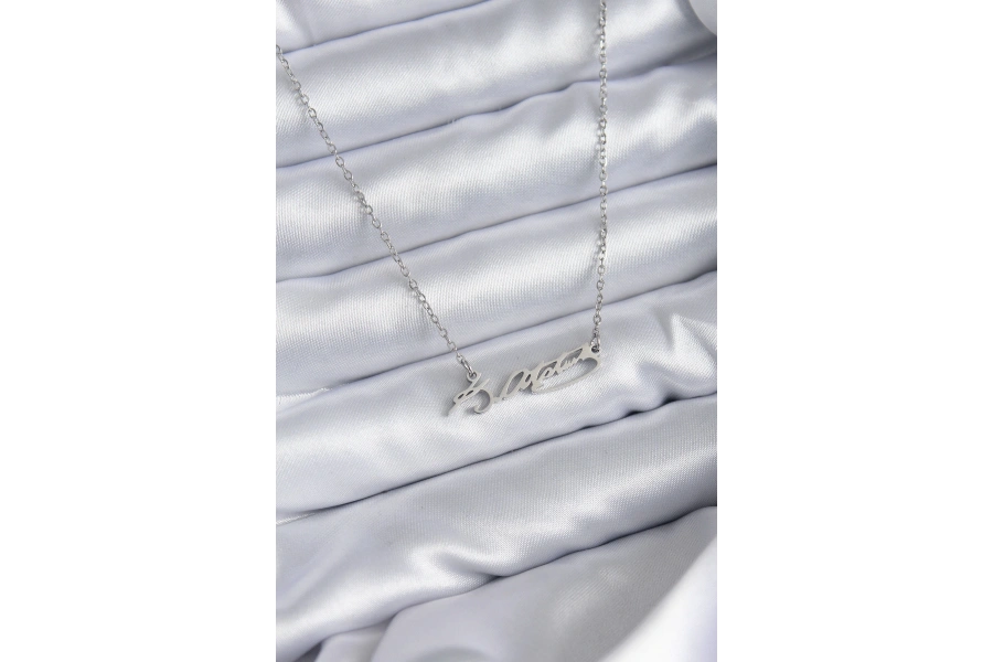 Shoecide 316l Çelik Zincir Gümüş Renk Atatürk İmza Figür Kadın Kolye