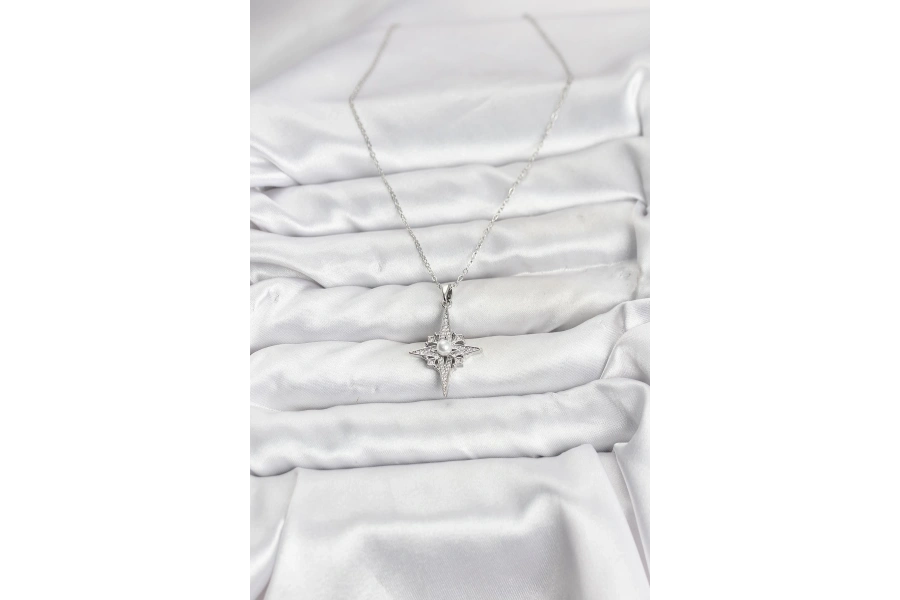 Shoecide 316l Çelik Zincir Gümüş Renk Kutup Yıldızı Model Zirkon Taşlı Kadın Kolye