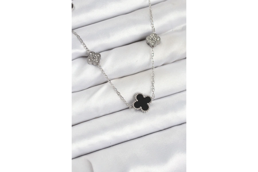 Shoecide 316l Çelik Zincir Gümüş Renk Siyah Ve Zirkon Taşlı Yonca Kadın Kolye