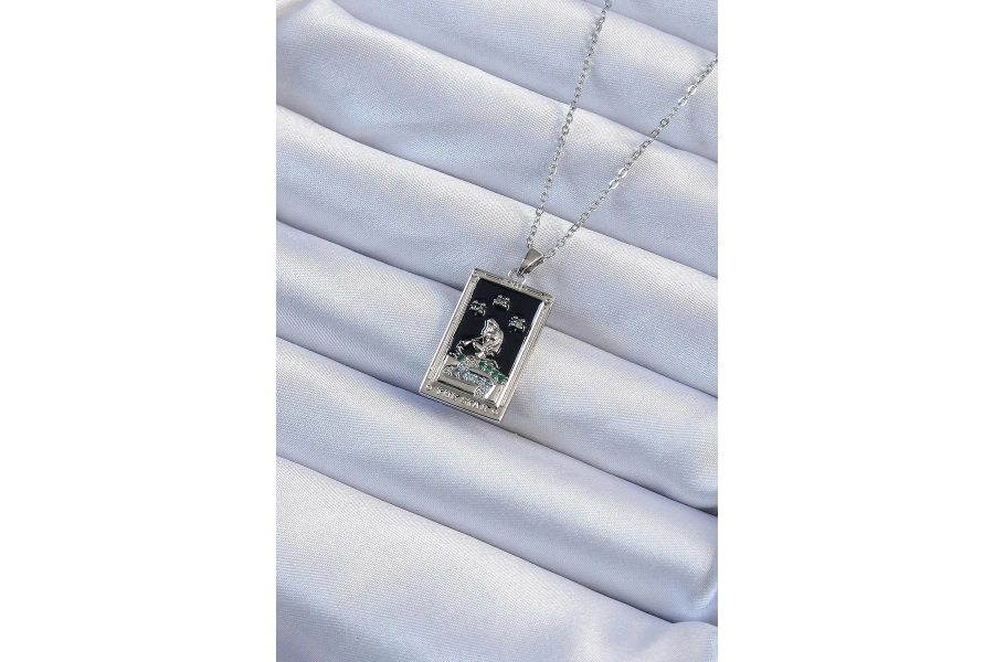 Shoecide 316l Çelik Zincir Gümüş Renk Zirkon Taşlı Siyah Mineli Kız Figürlü Tarot Kolye
