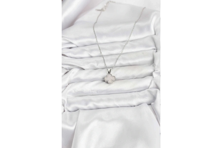 Shoecide 316l Çelik Zincir Gümüş Renk Zirkon Taşlı Yonca Model Kadın Kolye