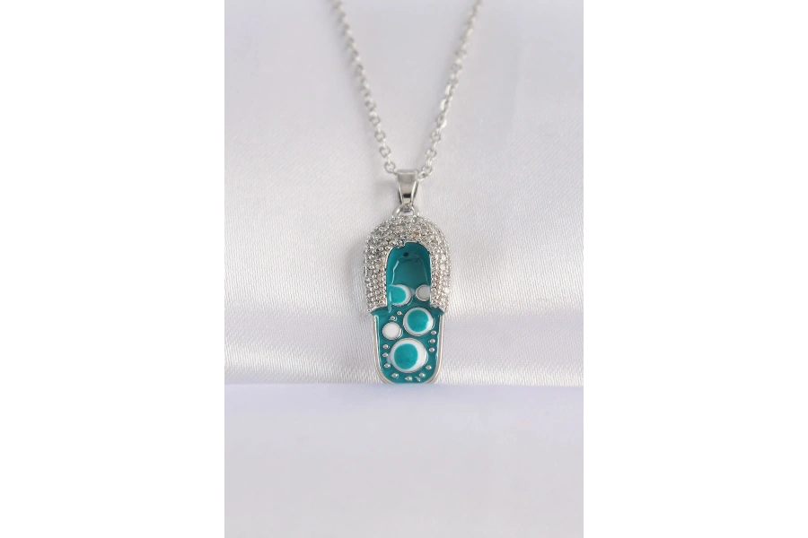 Shoecide 316l Çelik Zincir Zirkon Taşlı Gümüş Renk Nazarlı Terlik Tasarımlı Kolye