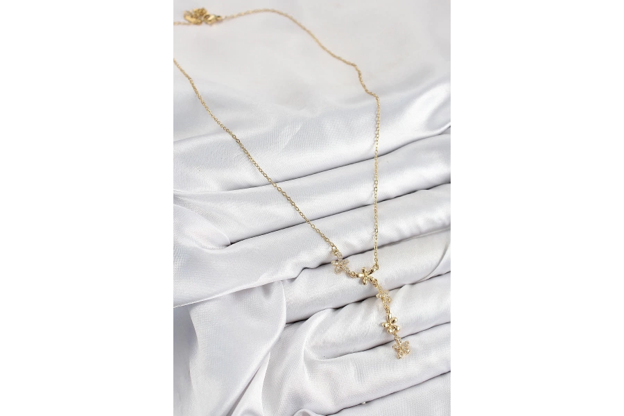 Shoecide 316l Çelik Zirkon Taşlı Çiçek Model Gold Renk Kadın Kolye