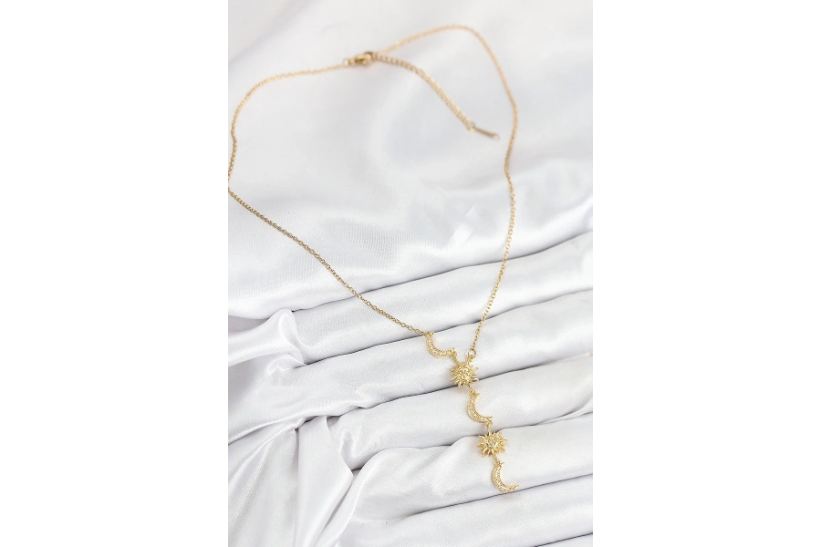 Shoecide 316l Çelik Zirkon Taşlı Güneş Ve Ay Model Gold Renk Kadın Kolye