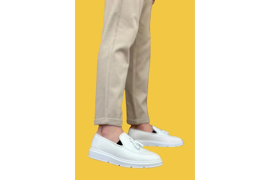Shoecide Bağcıksız Yüksek Taban Klasik Beyaz Püsküllü Erkek Ayakkabı