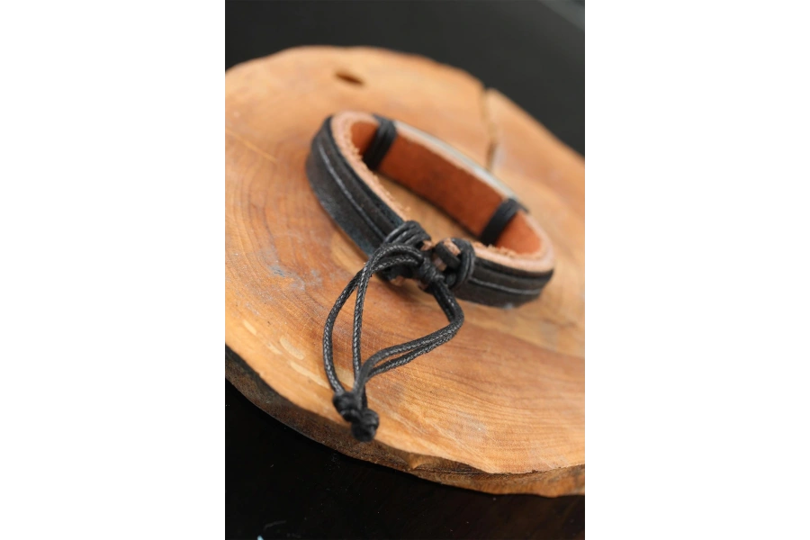 Shoecide Çelik Aksesuarlı Siyah Renk Deri Erkek Bileklik