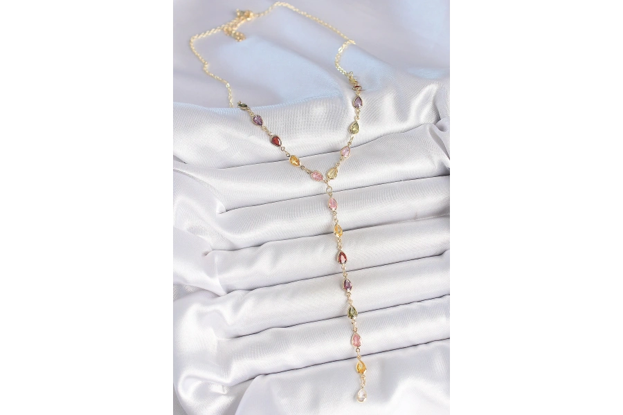 Shoecide Gold Karışık Renk Zirkon Taşlı Y Pirinç Kolye