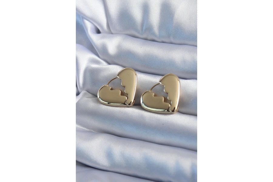 Shoecide Gold Renk Kırık Kalp Model Pirinç Kadın Küpe