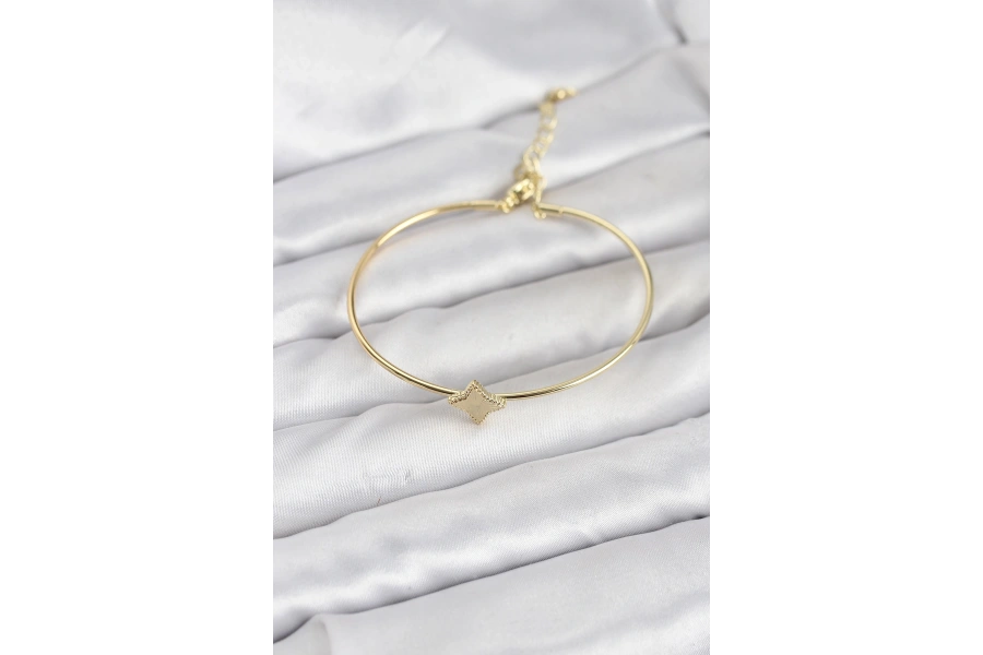 Shoecide Gold Renk Pirinç Köşeli Yonca Model Kadın Bileklik