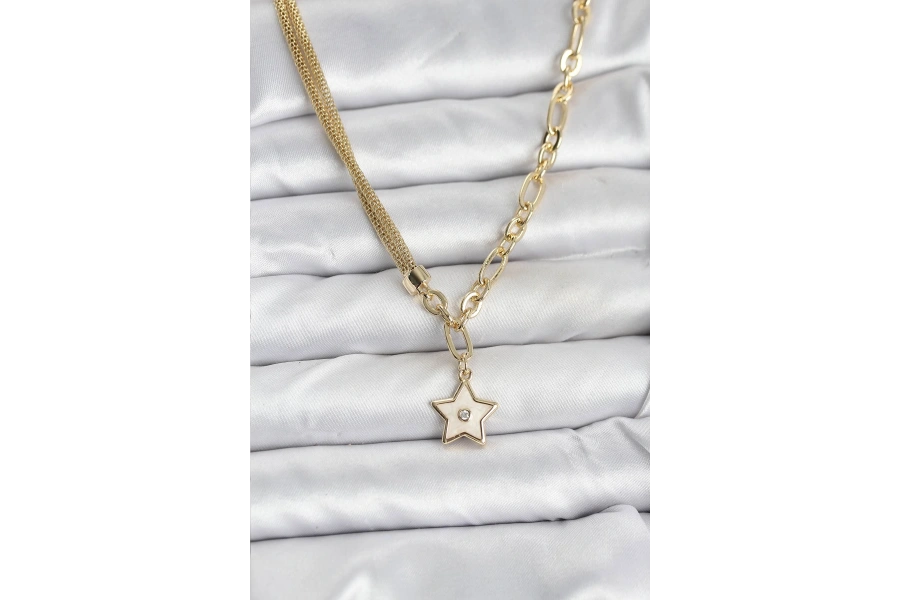 Shoecide Gold Renk Pirinç Yıldız Model Kadın Kolye