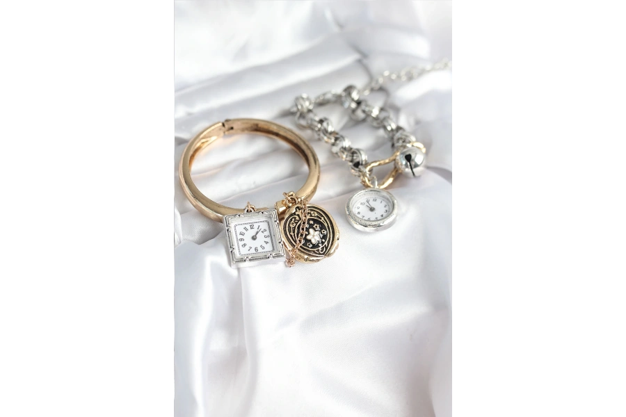 Shoecide Gold Ve Gümüş Renk Bileklik Kombini