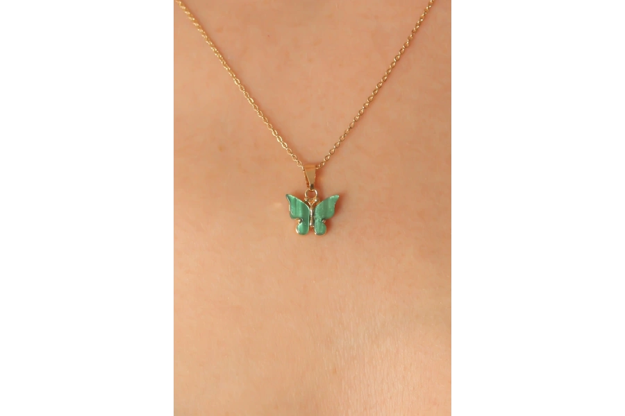 Shoecide Gold Yeşil Renk Kelebek Figür Kadın Kolye