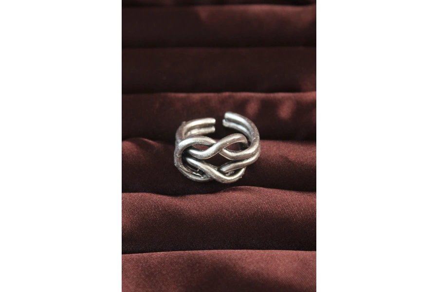 Shoecide Gümüş Renk Düğüm Model Ayarlamalı Erkek Yüzük