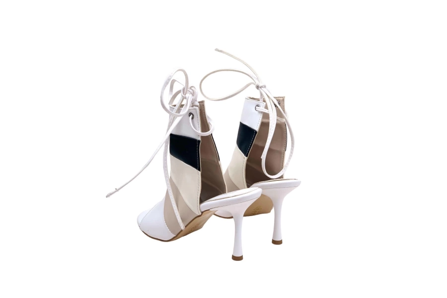 Shoecide Kadın Gebb Beyaz İnce Topuklu Kapalı Ayakkabı 8 Cm 106
