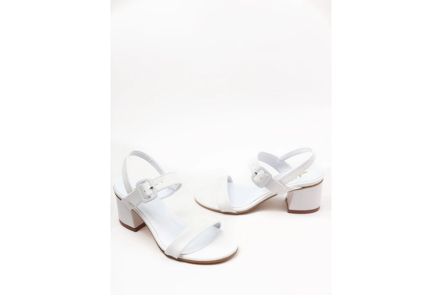 Shoecide Kadın Sony Beyaz Renkli Tokalı Sandalet Topuklu Ayakkabı