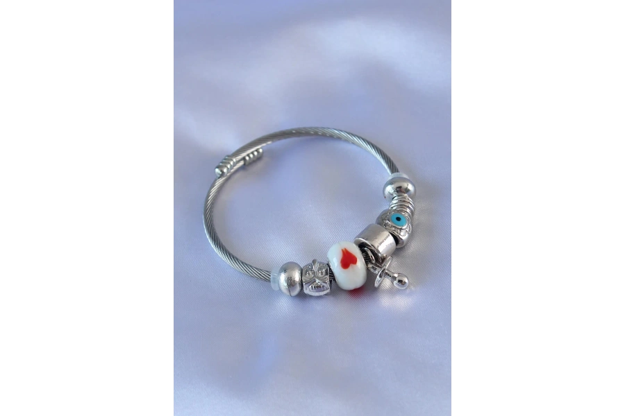 Shoecide Kalp Ve Nazar Boncuk Detaylı Charm Kadın Bileklik