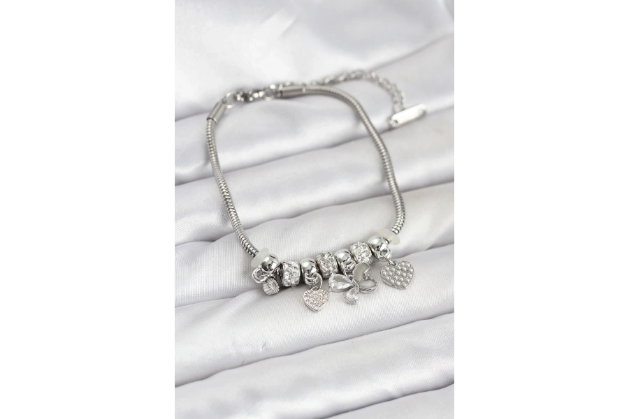 Shoecide Kelebek Charmlı Gümüş Renk Kadın Bileklik