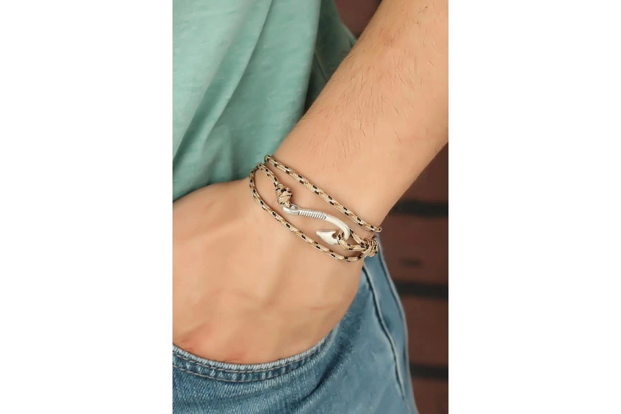 Shoecide Krem Renk Çizgi Desenli Metal Kancalı Erkek Bileklik