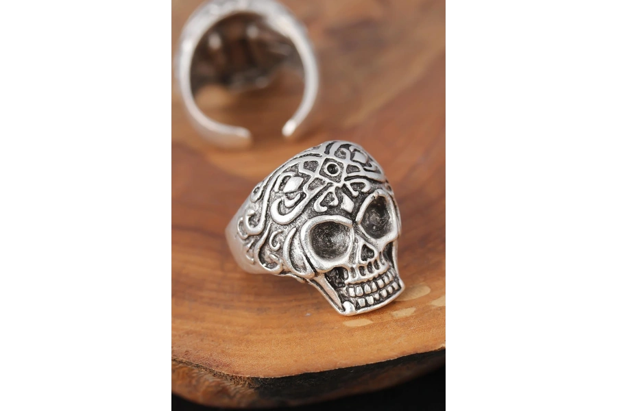 Shoecide Kuru Kafalı Gümüş Renk Erkek Yüzük