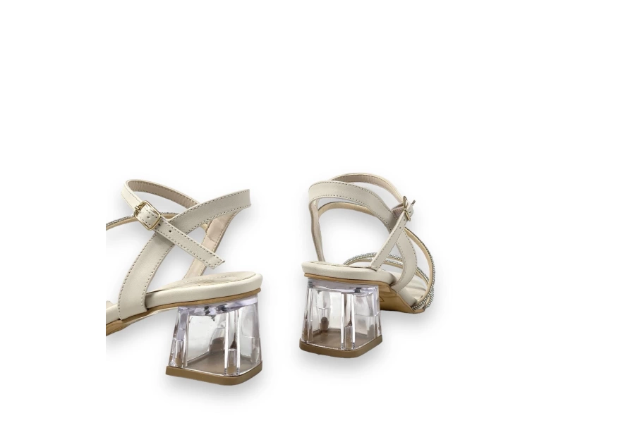 Shoecide Lux Kadın Yens Bej Cilt Alçak Şeffaf Topuk Taşlı Sandalet 5 Cm 207