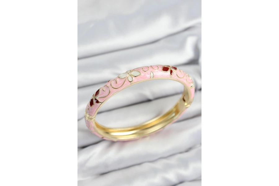 Shoecide Mineli Pirinç Pembe Çiçek Motifli Gold Kadın Kelepçe