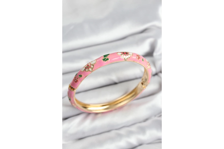 Shoecide Mineli Pirinç Pembe Çiçek Motifli Gold Kadın Kelepçe