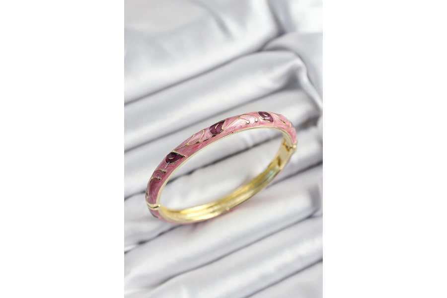 Shoecide Mineli Pirinç Pembe Ve Fuşya Yaprak Motifli Gold Renk Kadın Kelepçe