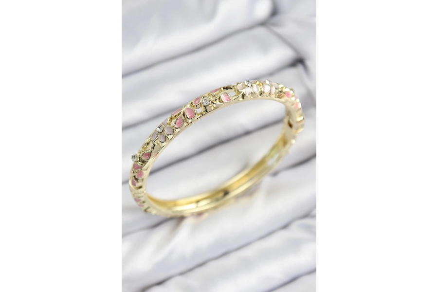Shoecide Mineli Pirinç Zirkon Taşlı Pembe Çiçek Motifli Gold Kadın Kelepçe