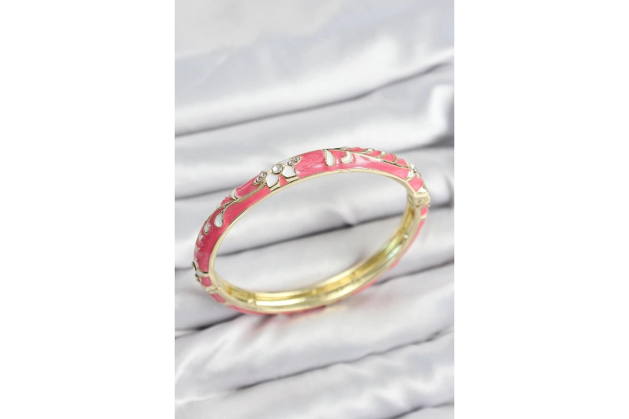 Shoecide Mineli Pirinç Zirkon Taşlı Pembe Çiçek Motifli Gold Kadın Kelepçe