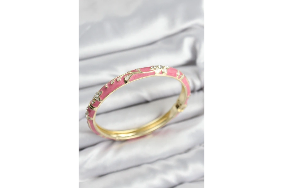 Shoecide Mineli Pirinç Zirkon Taşlı Pembe Çiçek Motifli Gold Kadın Kelepçe