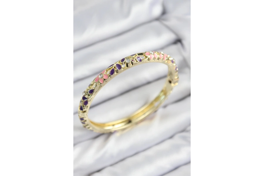 Shoecide Mineli Pirinç Zirkon Taşlı Pembe Mor Çiçek Motifli Gold Kadın Kelepçe