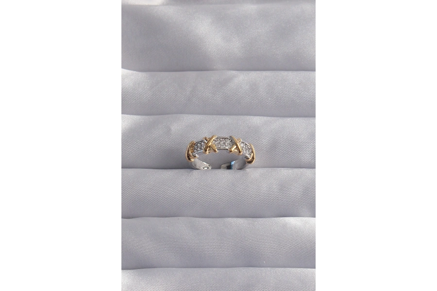 Shoecide Pirinç Ayarlamalı Gümüş Renk Zirkon Taşlı Xoxo Model Yüzük