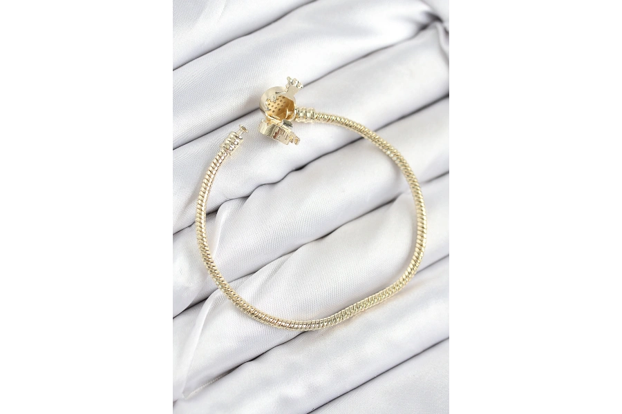 Shoecide Pirinç Charm Zirkon Taşlı Taç Model Gold Renk Kadın Bileklik