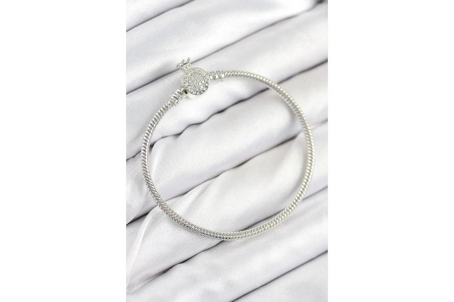 Shoecide Pirinç Charm Zirkon Taşlı Taç Model Gümüş Renk Kadın Bileklik