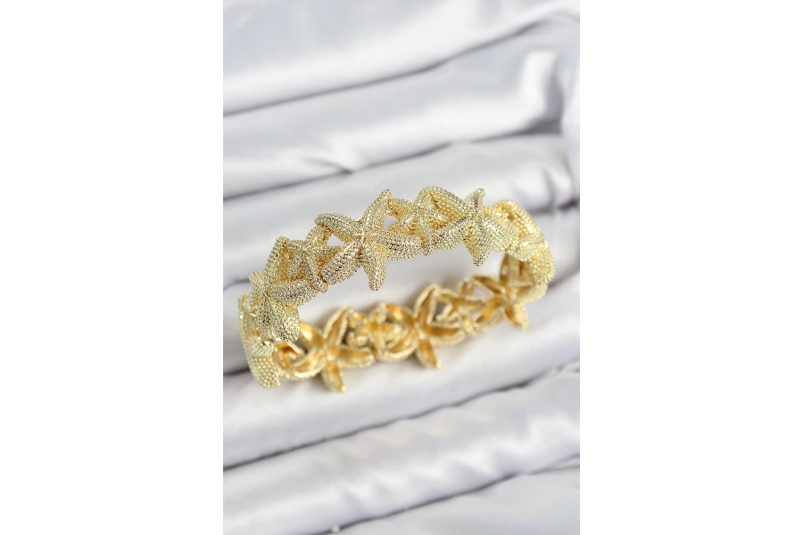 Shoecide Pirinç Deniz Yıldızı Model Gold Renk Lastikli Kadın Bileklik