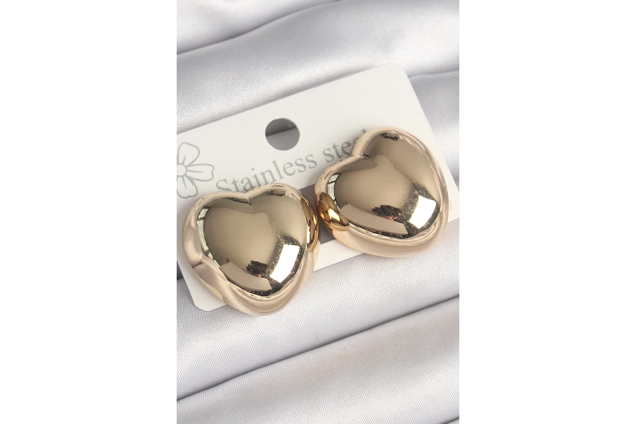 Shoecide Pirinç Gold Renk Bombe Kalp Model Kadın Küpe
