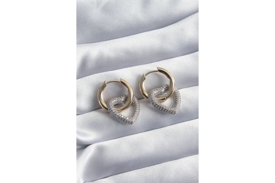 Shoecide Pirinç Gold Renk Halka Gümüş Zirkon Taşlı Kalp Model Vip Seri Kadın Küpe