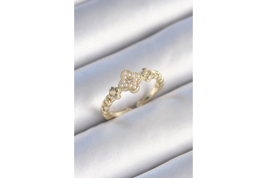 Shoecide Pirinç Gold Renk İncili Yonca Model Zirkon Taş Detay Kadın Yüzük