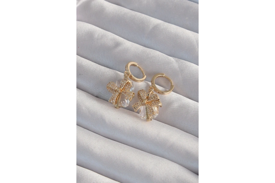 Shoecide Pirinç Gold Renk İri Zirkon Taşlı Fiyonk Model Halka Küpe