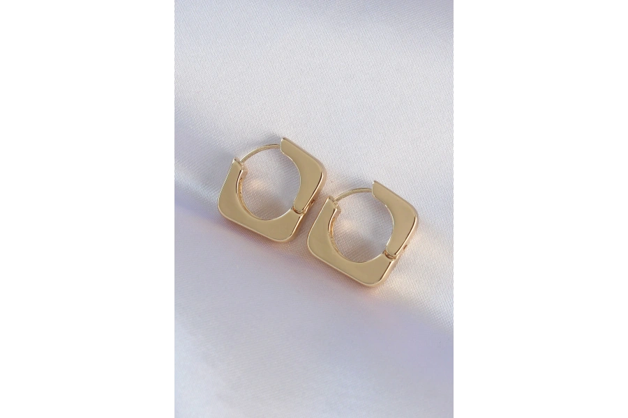 Shoecide Pirinç Gold Renk Kare Küpe