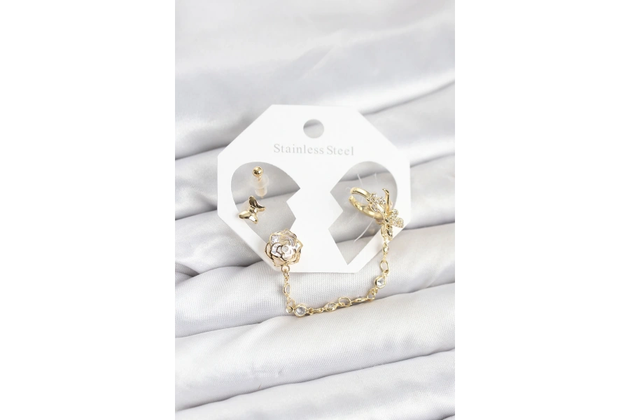 Shoecide Pirinç Gold Renk Kelebekli Model Zincir Bağlantılı Ear Cuff Küpe Seti