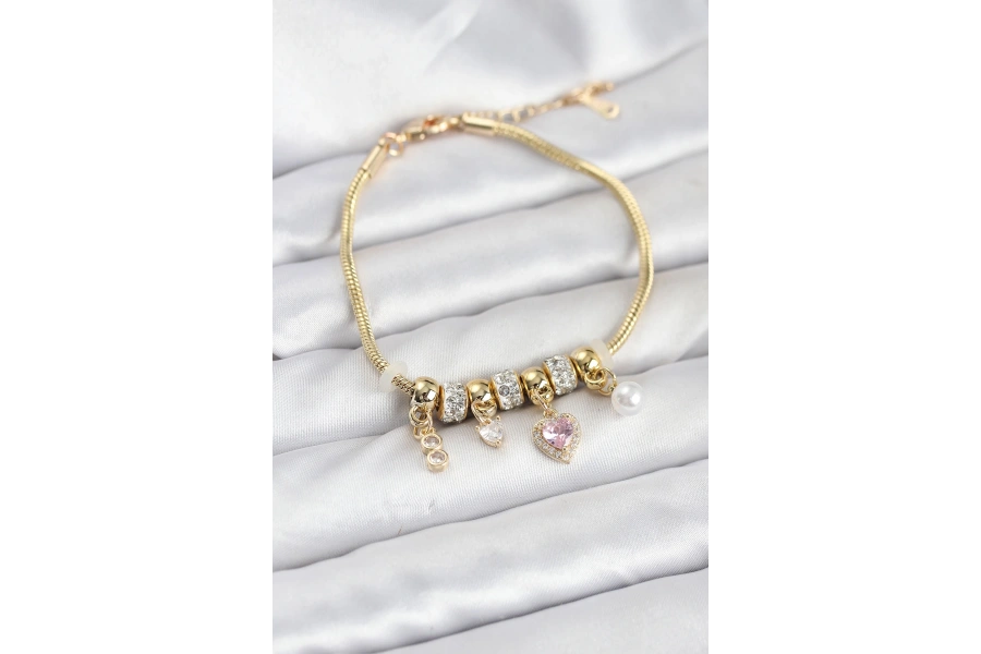 Shoecide Pirinç Gold Renk Pembe Kalp Charmlı Kadın Bileklik