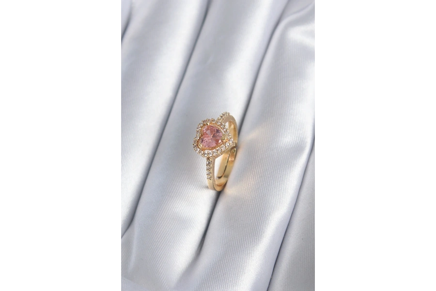 Shoecide Pirinç Gold Renk Pembe Zirkon Taş Kalp Charm Model Kadın Yüzük