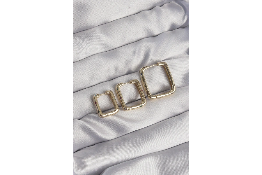 Shoecide Pirinç Gold Renk Renkli Zirkon Taşlı Kare Model Küpe Seti