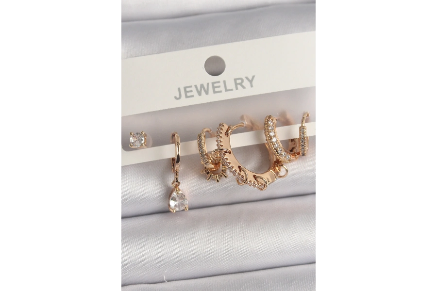 Shoecide Pirinç Gold Renk Sallantı Zirkon Taşlı Halka Model Damla Zirkon Taş Detay Çoklu Kadın Küpe Seti